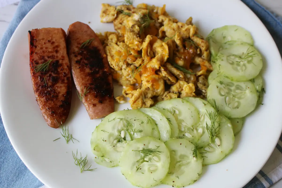 Keto Eggs and Sausage